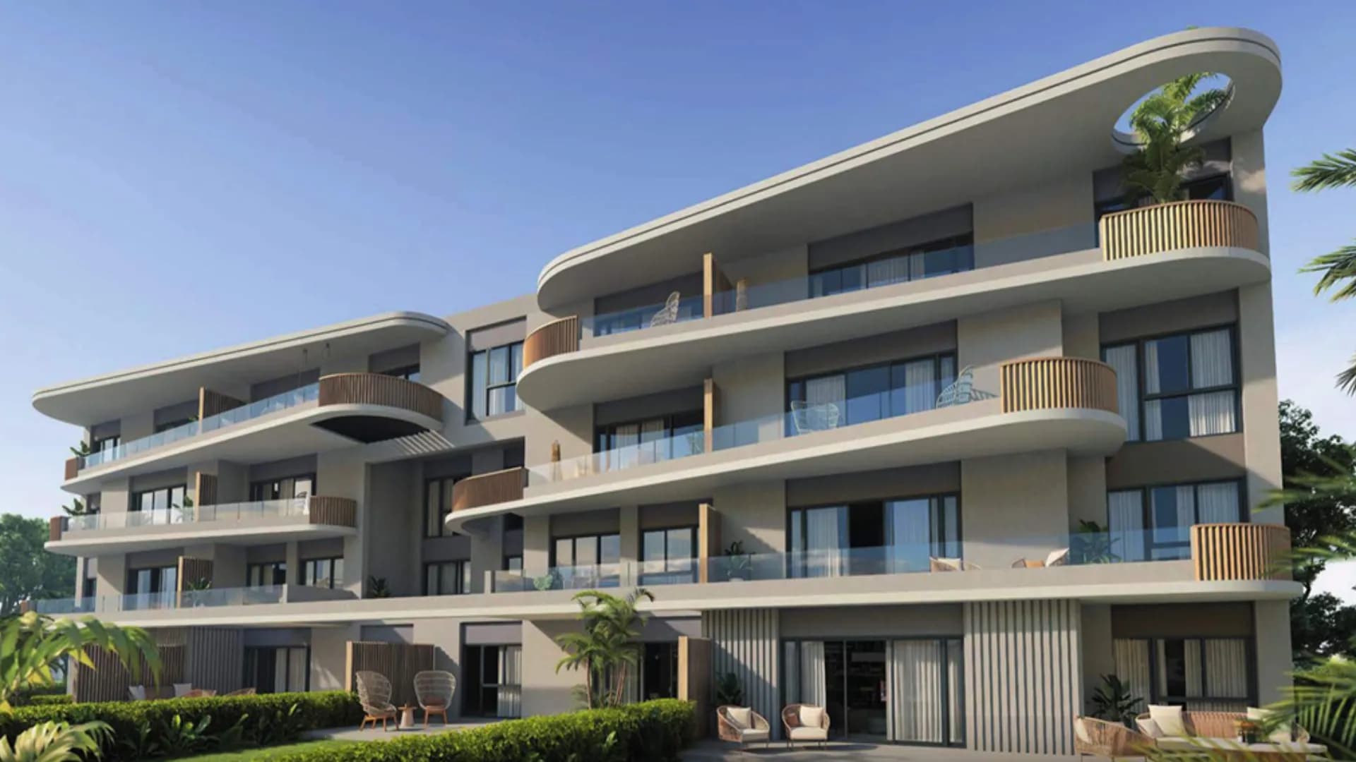 3-Bedroom Garden Apartment in Swan Lake West Shimmers